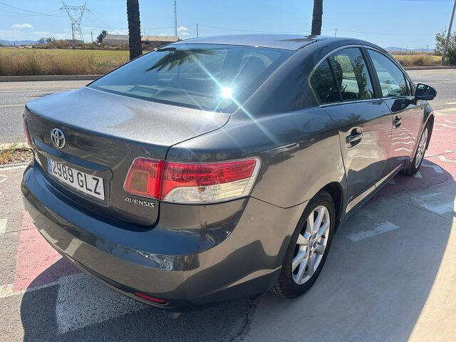 TOYOTA AVENSIS 2.2 D4D AUTO SPANISH LHD IN SPAIN 80000 MILES SUPERB 2009
